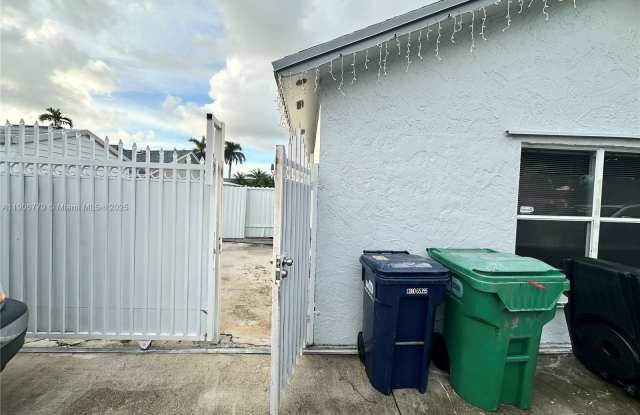 5781 NW 192nd St - 5781 Northwest 192nd Street, Country Club, FL 33015