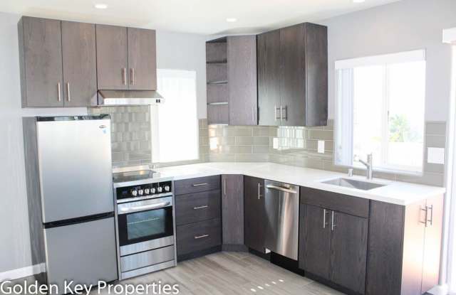 Remodeled Guest Home in Carlsbad with Ocean View! Gallery 1