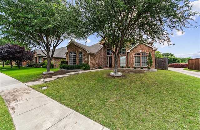 6437 Branchwood Trail Gallery 2