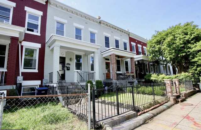627 M STREET NE photos photos