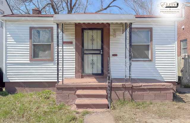 18849 Moenart St photos photos