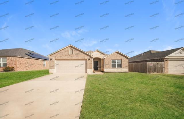 146 Karlee Lane - 146 Karlee Lane, Newcastle, OK 73065