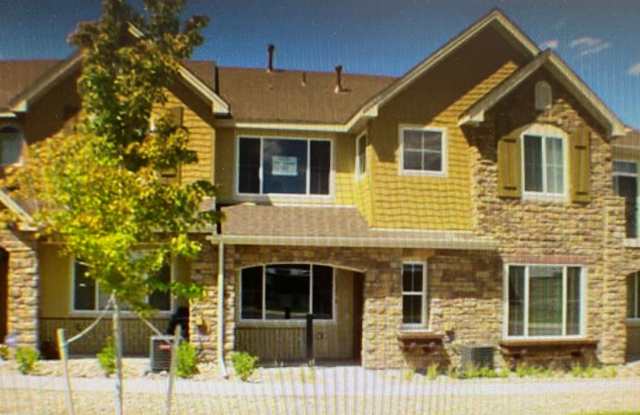 Beautiful 3 bedroom Townhome- Great Location! - 15243 West 65th Avenue, Arvada, CO 80007