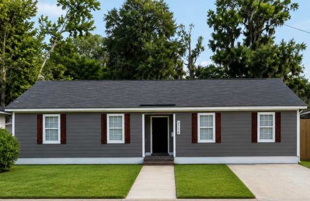Charming 3BR House in Savannah photos photos Charming 3BR House in Savannah photos photos