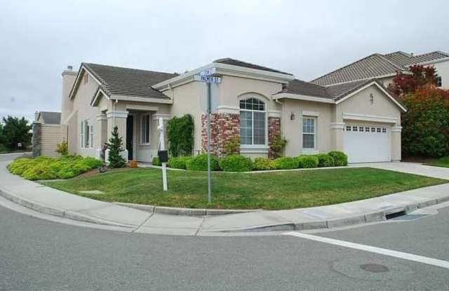 Spacious 3 to 4 Bedroom, 4-Bath Home in Prime Westside San Ramon Location! photos photos