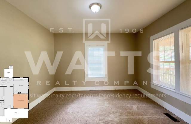 2-Bedroom House in Arlington-West End Neighborhood Gallery 4