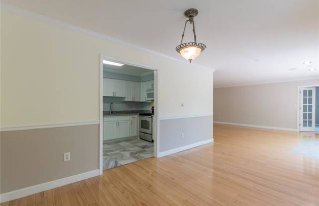 4314 Pine Heights Drive Northeast Gallery 3