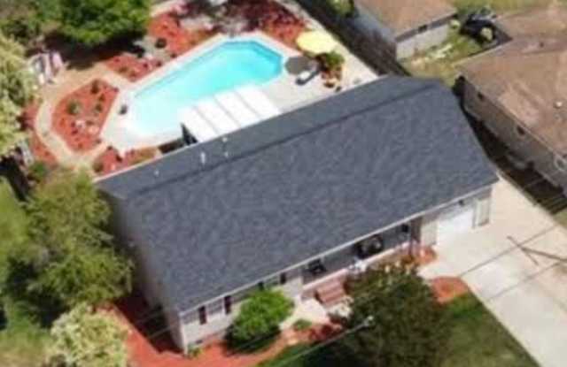 1192 Bells Mill Road photos photos