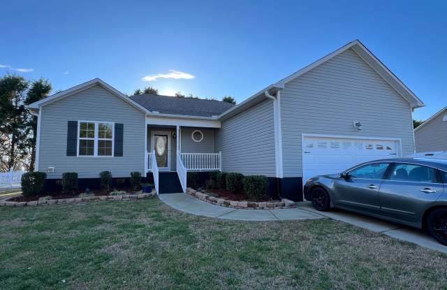 184 Hudson Farms Way, Dunn, NC - 184 Hudson Farms Way, Plain View, NC 28334 184 Hudson Farms Way, Dunn, NC - 184 Hudson Farms Way, Plain View, NC 28334