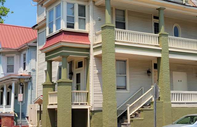 818 Dinwiddie St photos photos