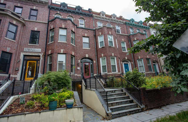 One-Month Free Rent with a move-in by 11/30/2024! Available Now! 3BD/2BA Condo in Adams Morgan - 1785 Lanier Place Northwest, Washington, DC 20009