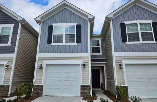 Taylor Hill photos photos