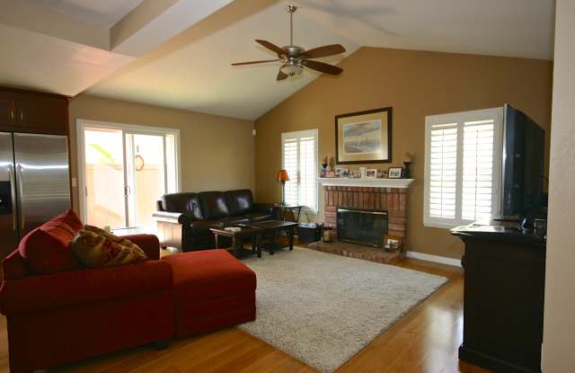 813 Applewilde Dr Gallery 2
