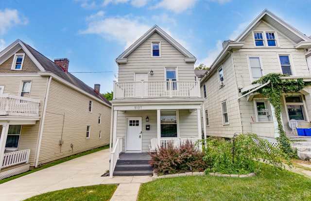 Three Bedroom Single Family Home in Norwood! Gallery 1