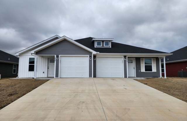 New 3 Bedroom Townhome ($999 Per Month) photos photos