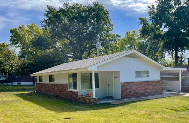 Beautiful Single family home - 9962 Duke Drive, Moline Acres, MO 63136 Beautiful Single family home - 9962 Duke Drive, Moline Acres, MO 63136