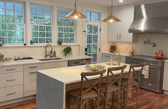 2922 NEWARK STREET NW photos photos