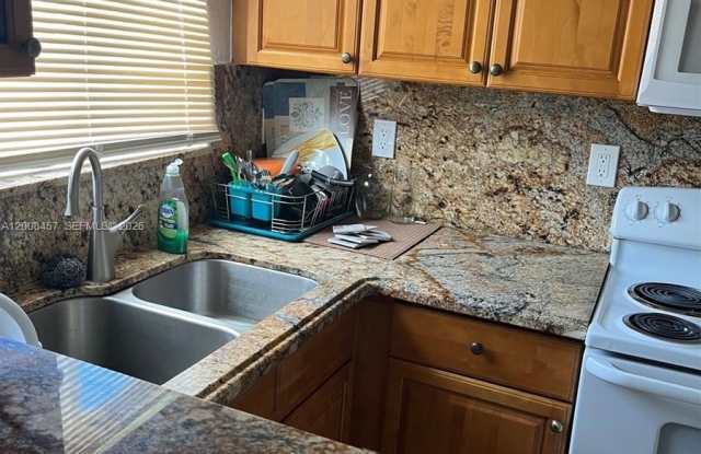 403 NW 84th St photos photos
