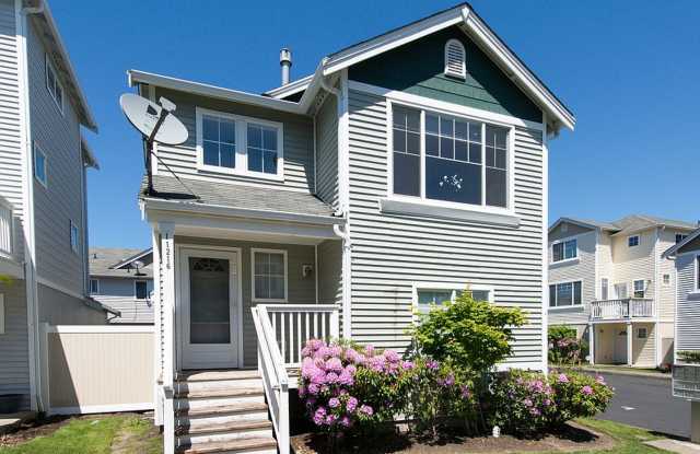 * Gated Community * Newly Remodel 3 bed- 2 bath Townhouse photos photos