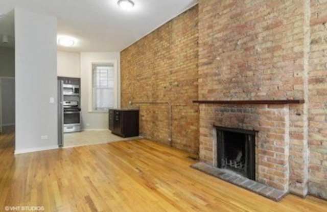 2300 North Clark Street Gallery 4