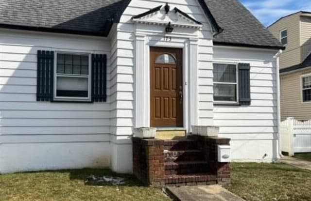 173 Dickie Ave - 173 Dickie Avenue, Staten Island, NY 10314