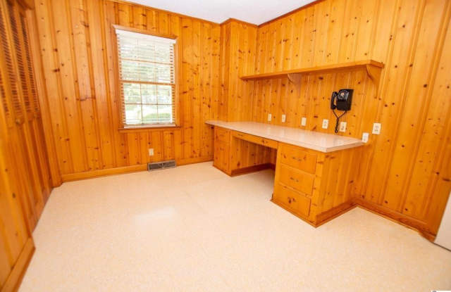 4321 McCorsley Ave. Gallery 2
