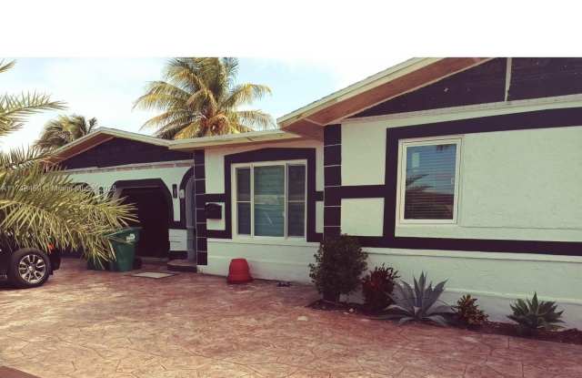 19713 SW 119th Ct - 19713 Southwest 119th Court, South Miami Heights, FL 33177 19713 SW 119th Ct - 19713 Southwest 119th Court, South Miami Heights, FL 33177