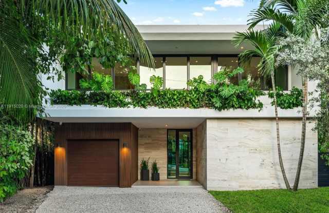 77 SW 18th Terrace photos photos