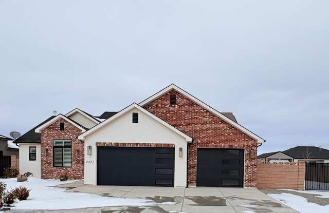 Solar Home For RENT!!! photos photos