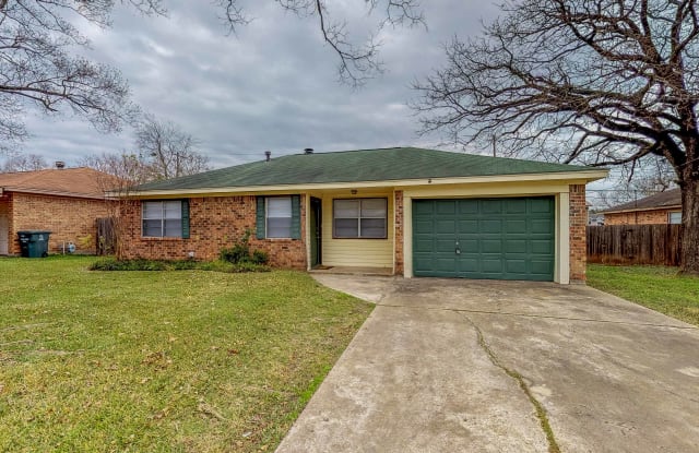 1107 Braeswood Dr - 1107 Braeswood Drive, Bryan, TX 77803