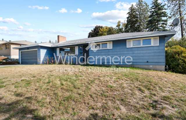 3 Bedroom 2.5 Bath Home In Indian Trail - 6828 North G Street, Spokane, WA 99208
