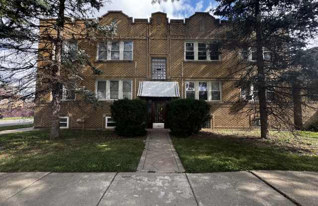 5756 W School St photos photos