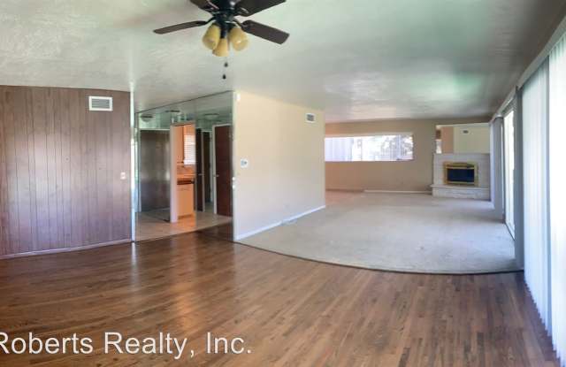 11052 MacMurray St. Gallery 3