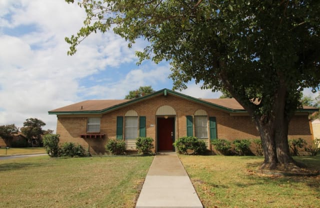 1934 Meridian Way - 1934 Meridian Way, Garland, TX 75040