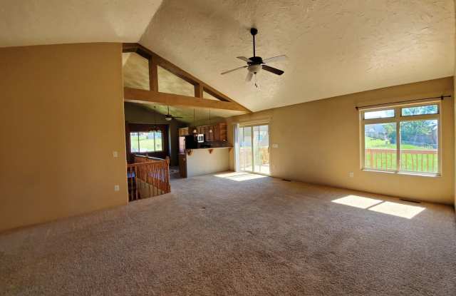 1220 Summerfield Dr Gallery 4