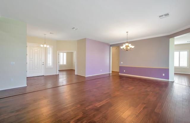 3048 East Boston Street Gallery 4