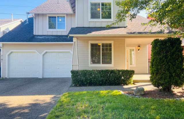 Enormous 4 Bed 2.5Bath + Bonus Room Great Lacey Neighborhood photos photos