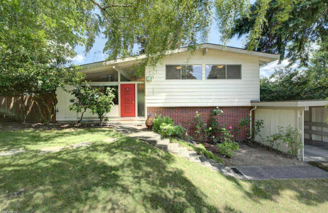 704 163rd ave se - 704 163rd Ave SE, Bellevue, WA 98008