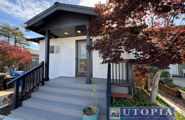 Charming, Sun-Filled 2BD/1BA Home on Quiet Street on the West Side Circles Available May 16th photos photos
