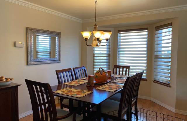 740 Robinglen Ct Gallery 3