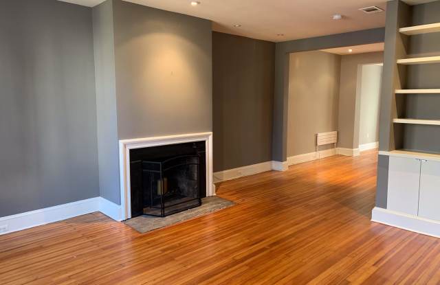 1634 33RD STREET NW Gallery 2