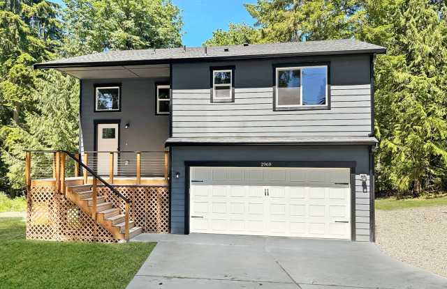 Beautiful New Construction Home with Privacy in Port Orchard photos photos