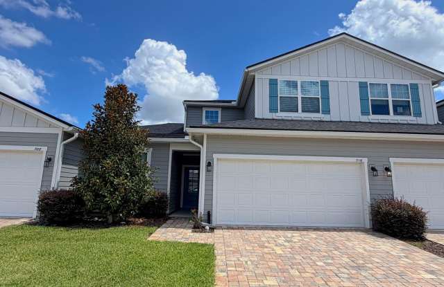 Beautiful 3 Bedroom, 2.5 Bathroom Townhome + Loft in Gated SilverLeaf Community photos photos