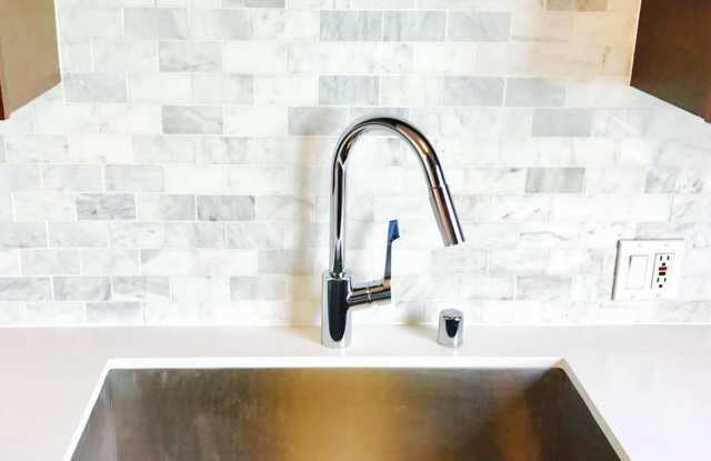 2 bed / 1 bath apartment in Echo Park is now available - Parking and in-unit laundry! photos photos