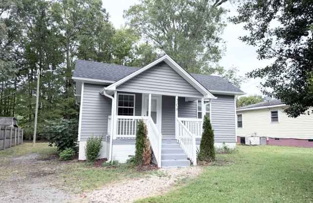 Beautifully renovated 2 bedroom single family home - 308 Caswell Street, Burlington, NC 27217