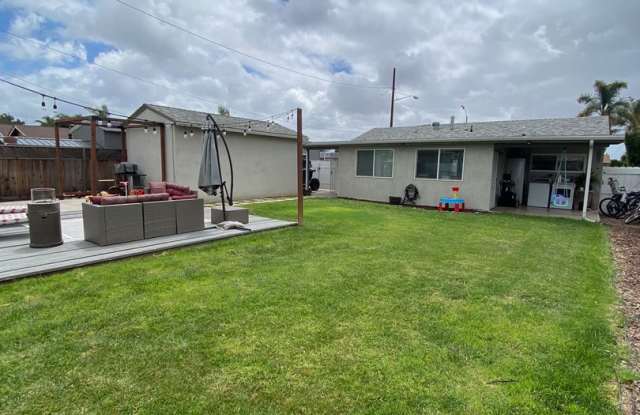 Gorgeous, Spacious 3 bed / 1 bath located near Encanto, San Diego! - 403 Sawtelle Avenue, San Diego, CA 92114