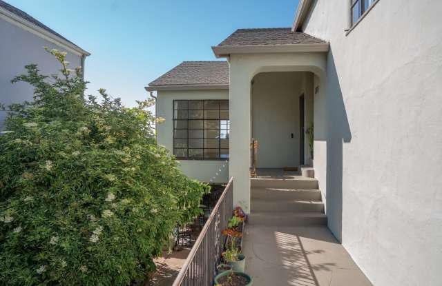 2403 7th Avenue - 2403 7th Avenue, Oakland, CA 94606