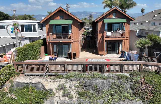 6583 Del Playa Gallery 4