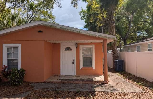 3705 E North Bay St photos photos