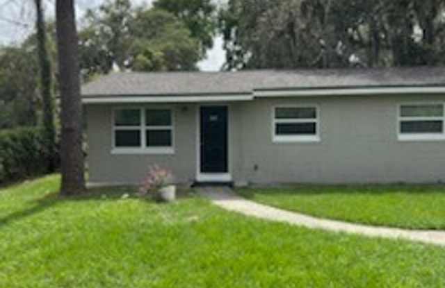 Lake Mary - 2 Bedroom, 1 Bathroom - $1,595.00 photos photos